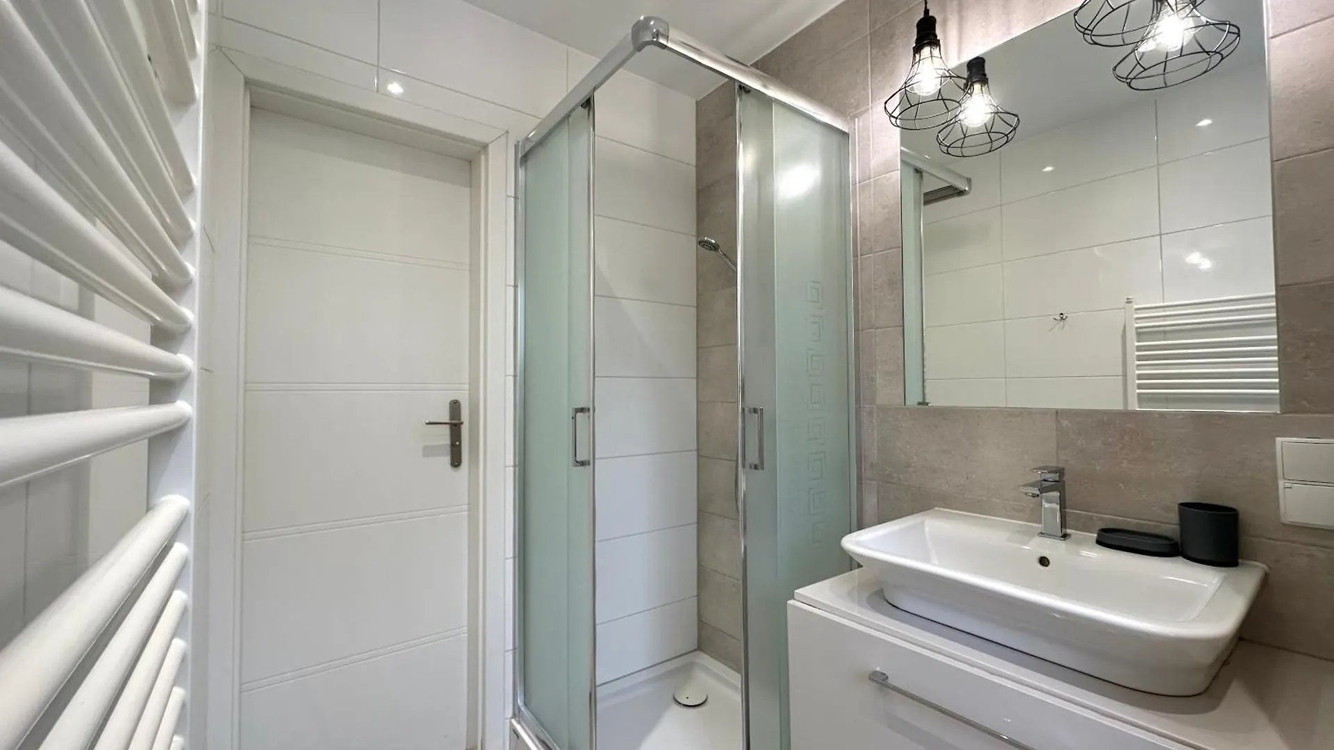 Mmrent Bubble Room Gdańsk 0*,  Pologne